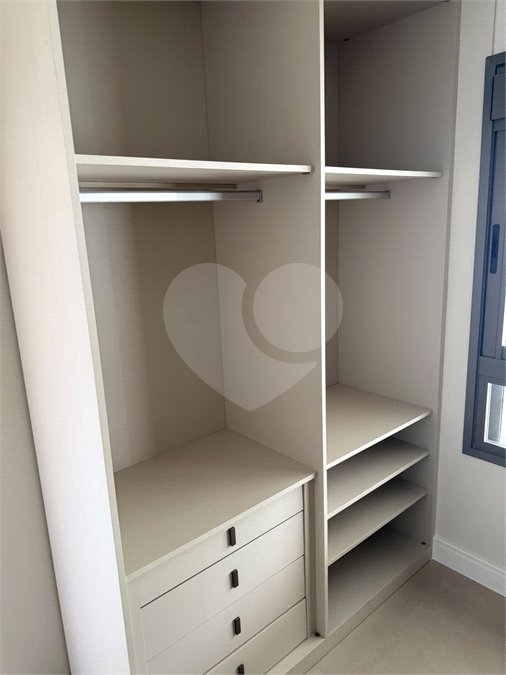 Apartamento à venda ou para alugar com 2 suítes em Vila Olímpia, São Paulo, SP
