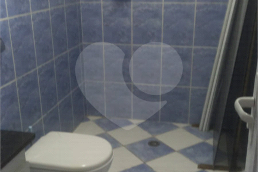 Casa à venda com 5 quartos, sendo 2 suítes, em Jardim Santa Clara, Guarulhos, SP