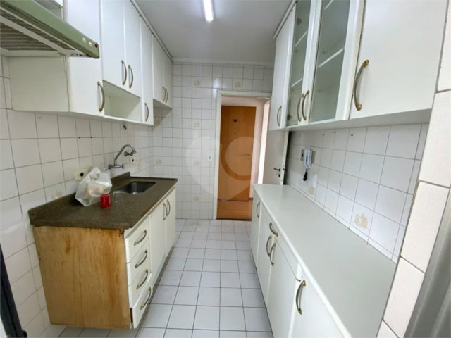 Apartamento à venda com 3 quartos, sendo 1 suíte,  em Horto, São Paulo, SP