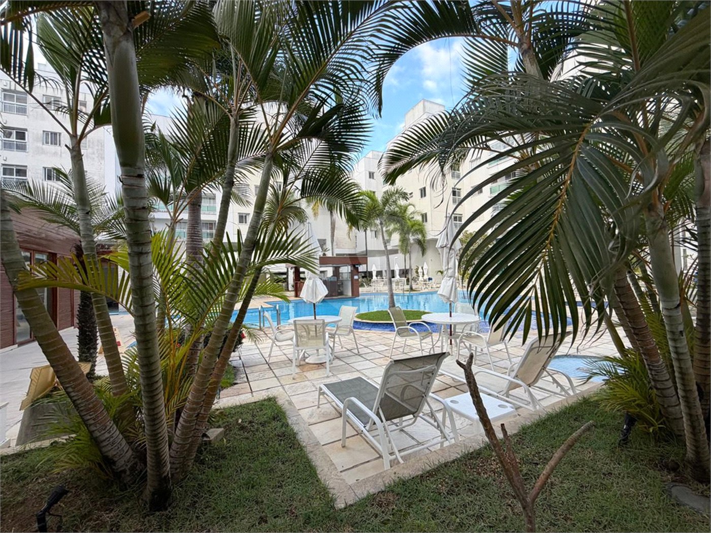 Apartamento à venda com 3 suítes em Braga, Cabo Frio, RJ