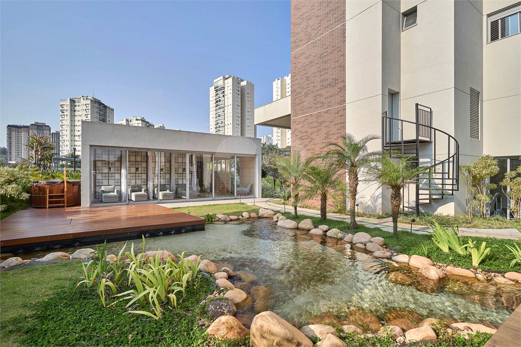 Apartamento à venda com 3 suítes em Jardim Marajoara, São Paulo, SP