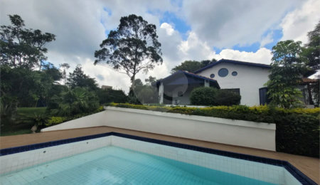 Casa para alugar com 3 quartos, sendo 1 suíte, no condomínio Alpes da Cantareira, Mairiporã - SP