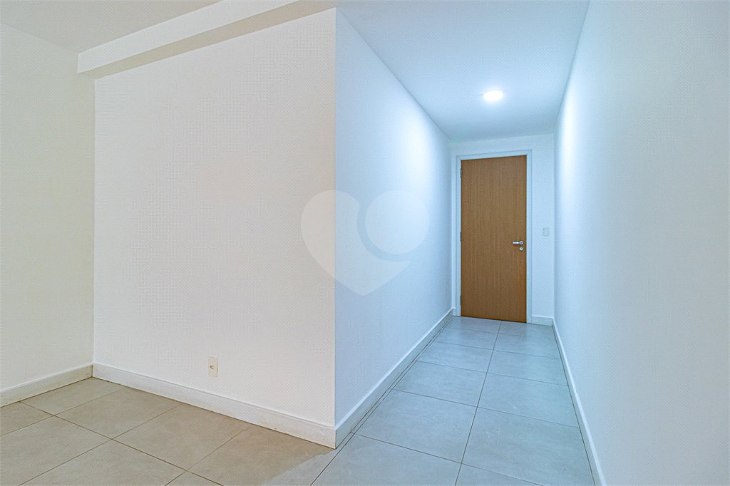 Apartamento à venda com 3 quartos, sendo 2 suítes, em Lagoa, Rio de Janeiro, RJ