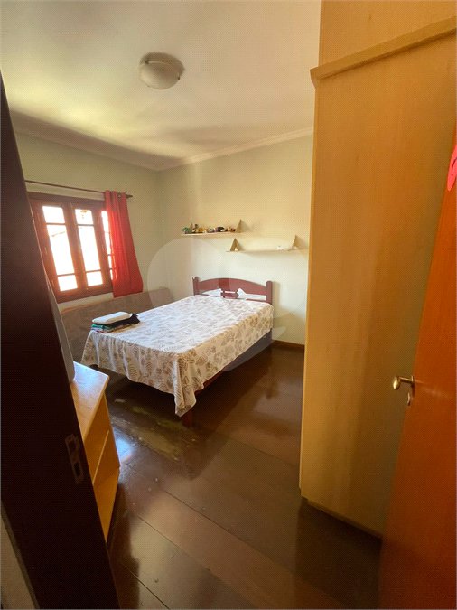 Sobrado à venda com 3 quartos, sendo 1 suíte, em Jardim Regina, Indaiatuba, SP