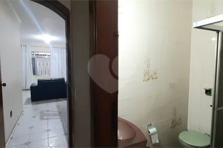 Casa à venda com 3 quartos, sendo 1 suíte, em Vila Nivi, São Paulo, SP