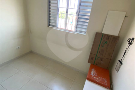 Sobrado à venda com 3 quartos, sendo 1 suíte, em Jardim Beatriz, Poá, SP