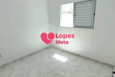 Casa à venda com 2 quartos, sendo 1 suíte, em Residencial Estoril, Taubaté, SP