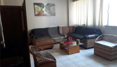 Casa à venda com 5 quartos, sendo 2 suítes,  em Maracanã, Rio de Janeiro, RJ