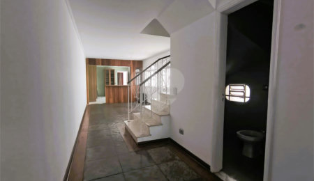 Sobrado à venda com 3 quartos, sendo 1 suíte,  em Jardim Esmeralda, São Paulo, SP