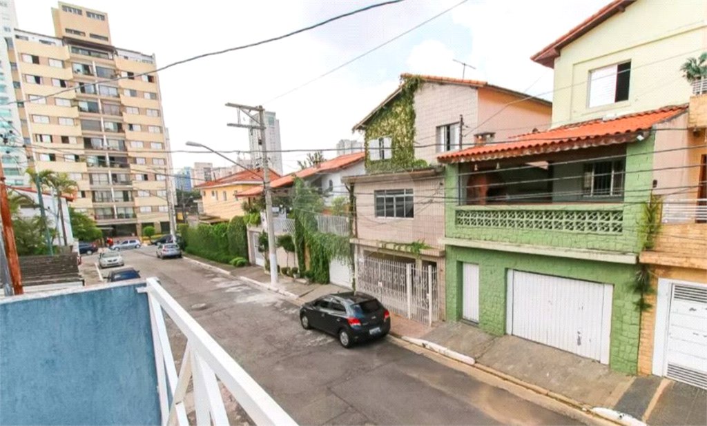 Sobrado à venda com 3 quartos, sendo 1 suíte,  em Jardim Aeroporto, São Paulo, SP