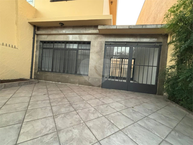 Sobrado à venda com 4 quartos em Vila Maria, São Paulo, SP