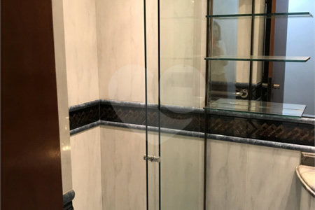 Apartamento à venda com 4 quartos, sendo 1 suíte, em Vila Uberabinha, São Paulo, SP