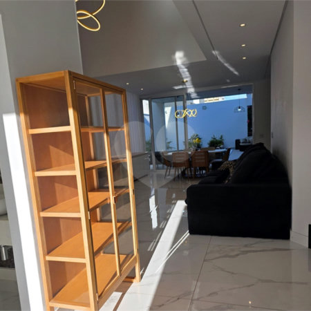 Casa à venda com 6 quartos, sendo 3 suítes, no condomínio Ibiti Royal Park, Sorocaba - SP