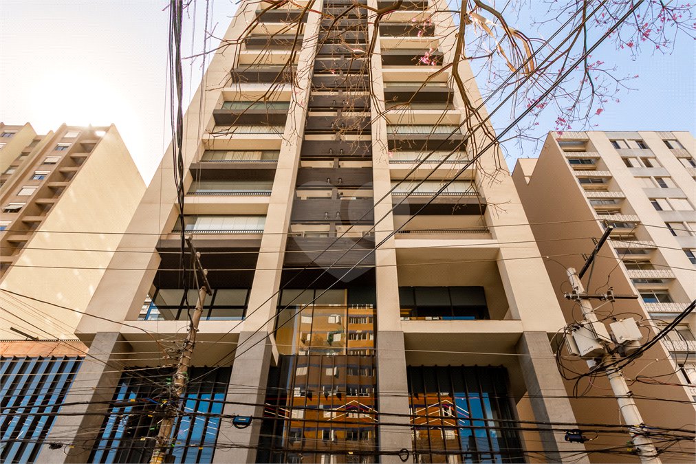 Apartamento à venda com 3 suítes em Pinheiros, São Paulo, SP