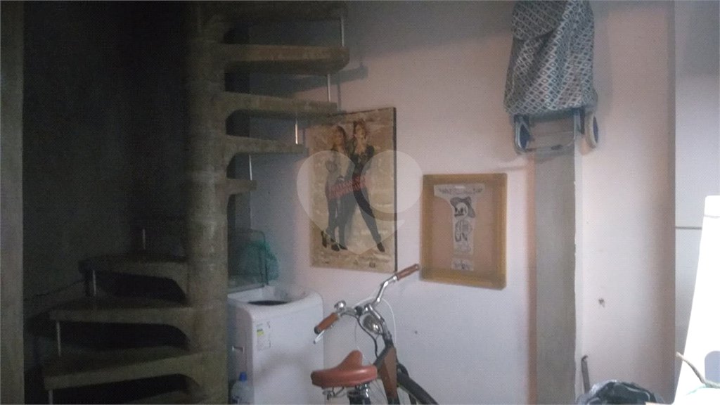 Casa à venda com 3 quartos, sendo 2 suítes, em Vila Mariana, São Paulo, SP