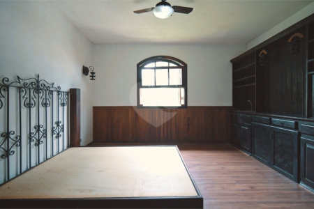 Terreno à venda com 6 quartos no condomínio Quinta dos Lagos, Cotia - SP
