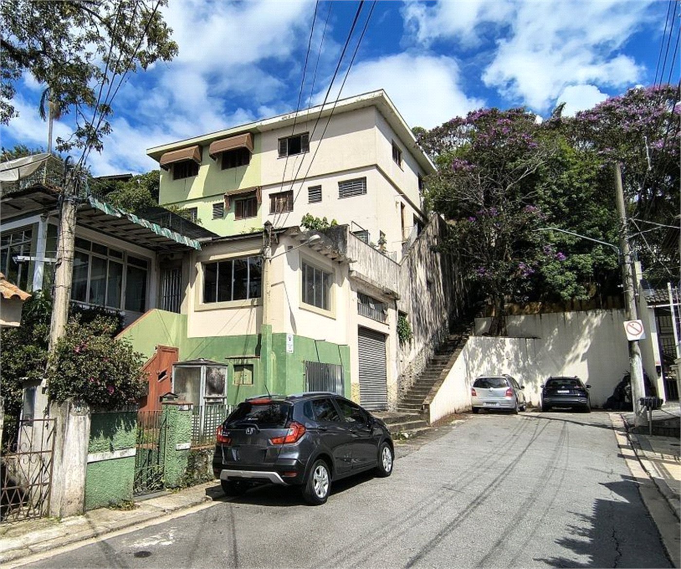 Sobrado à venda com 3 quartos, sendo 1 suíte, em Tremembé, São Paulo, SP