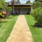 Sobrado à venda com 3 quartos, sendo 1 suíte,  em Vila Suissa, Mogi das Cruzes, SP