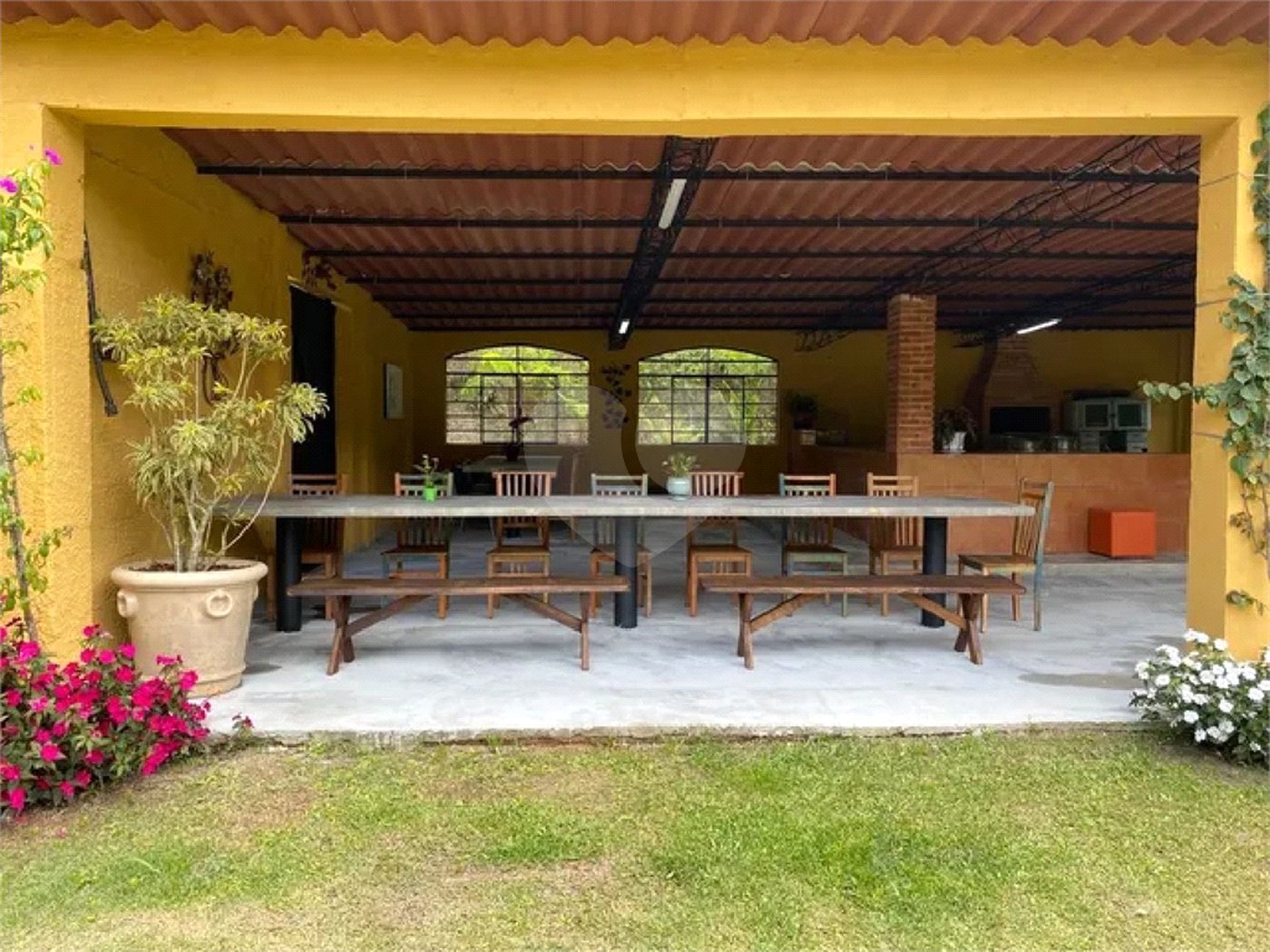 Fazenda à venda com 8 quartos em Do Carmo (canguera), São Roque, SP
