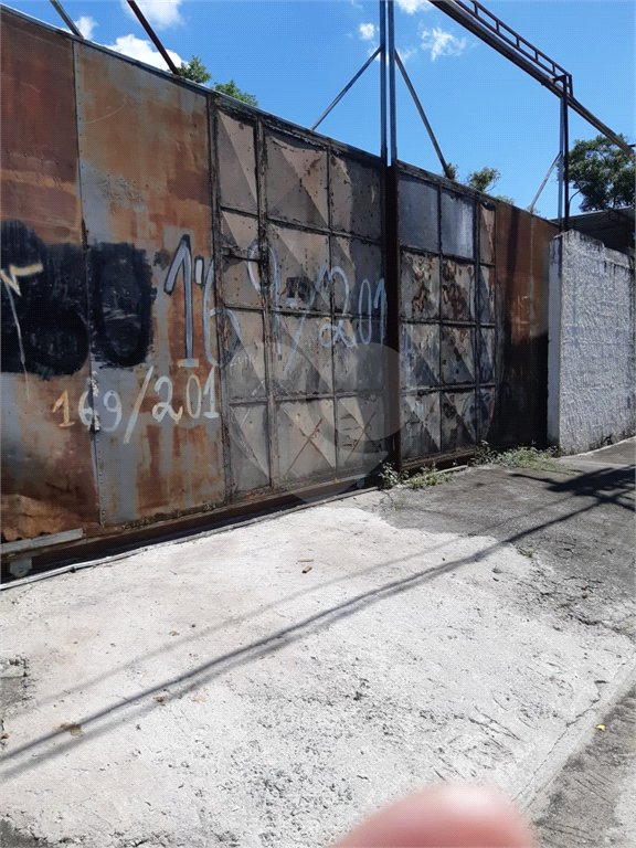 Terreno à venda no condomínio Jd. Leonor Mendes de Barros, São Paulo - SP