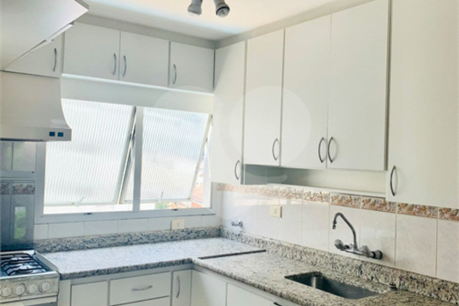 Apartamento à venda com 3 quartos, sendo 1 suíte, em Santana, São Paulo, SP