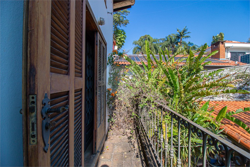 Casa à venda com 4 quartos, sendo 2 suítes, em Chácara Flora, São Paulo, SP