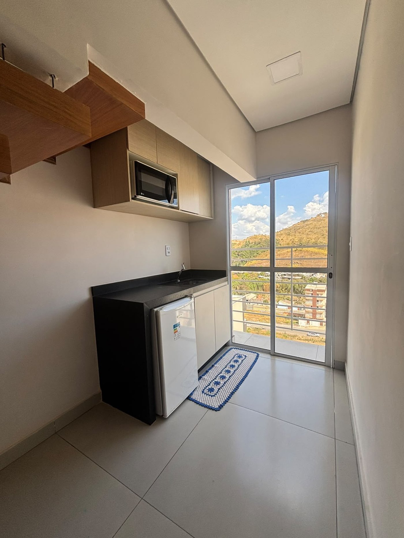 Apartamento à venda com 3 quartos, sendo 1 suíte, em Residencial Summer Ville, Poços de Caldas - MG