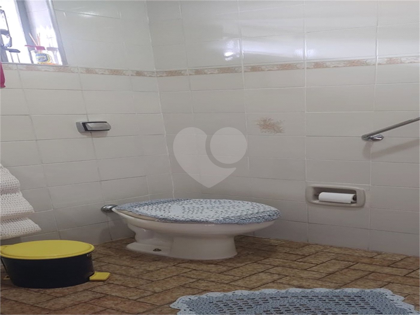 Casa à venda com 4 quartos, sendo 1 suíte, em Tremembé, São Paulo, SP