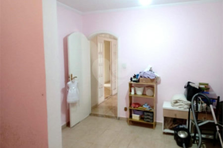 Sobrado à venda com 3 quartos, sendo 2 suítes, em Vila Rea, Poá, SP