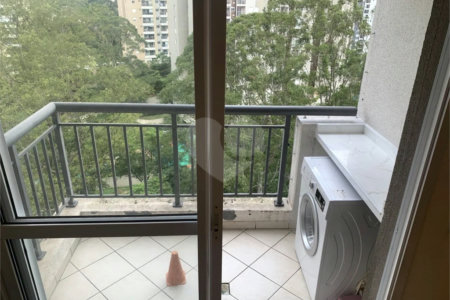 Apartamento à venda com 1 quarto em Parque Reboucas, São Paulo, SP