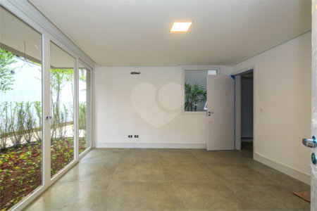 Casa à venda com 4 suítes no condomínio Premiere, São Paulo - SP