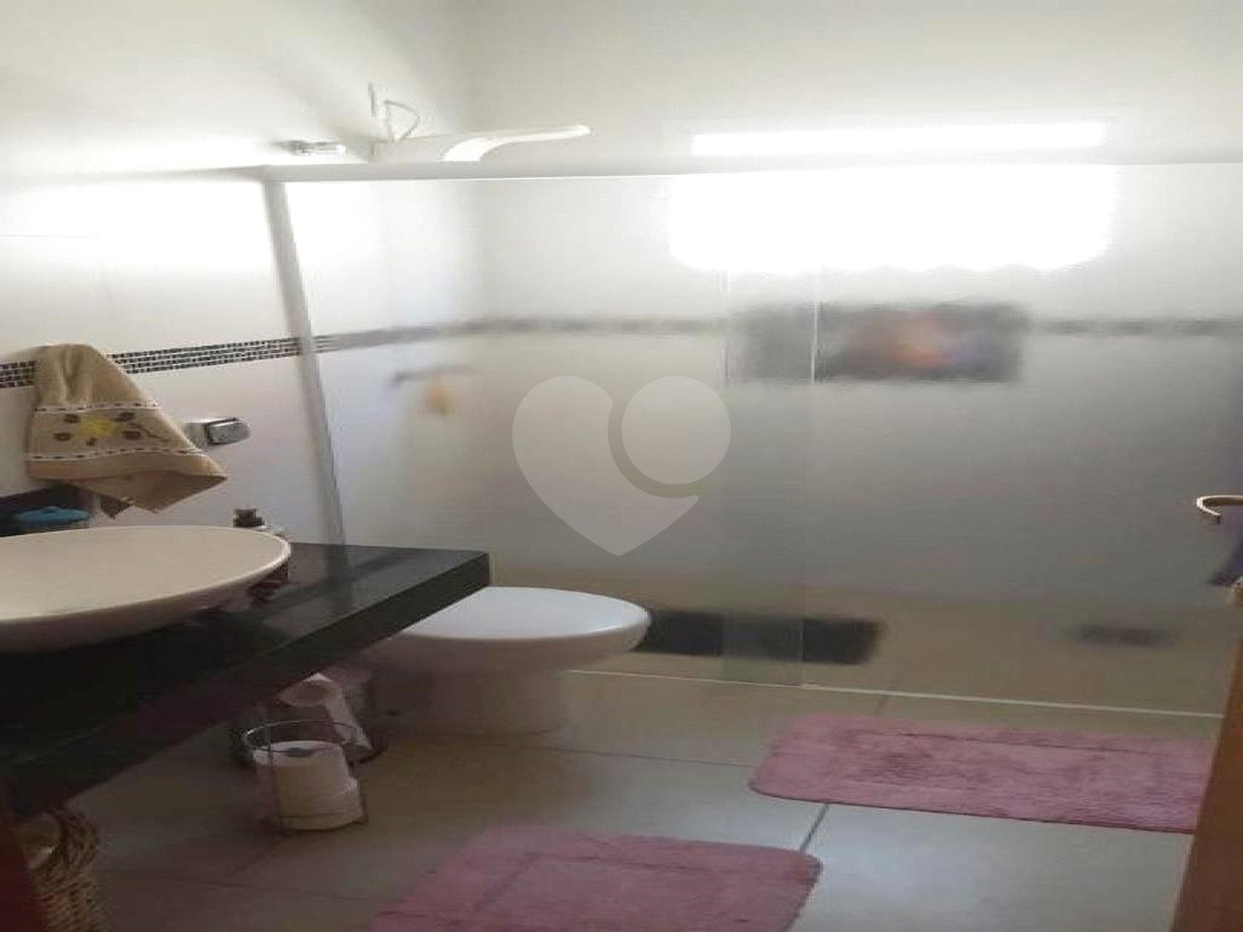 Casa à venda com 4 quartos, sendo 2 suítes, no condomínio Village Ipanema, Araçoiaba da Serra - SP