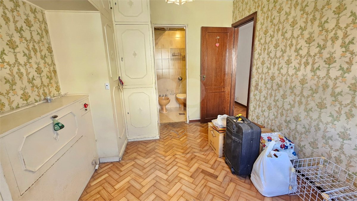 Apartamento à venda com 3 quartos, sendo 1 suíte, em Leblon, Rio de Janeiro, RJ