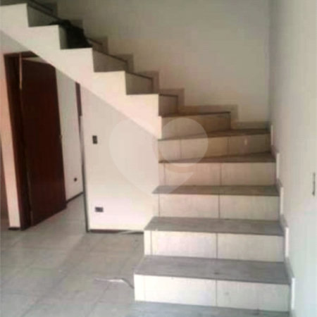 Sobrado à venda com 3 quartos, sendo 1 suíte, em Jardim Monte Kemel, São Paulo, SP