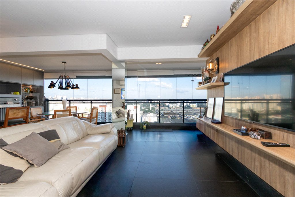 Apartamento à venda com 2 quartos, sendo 1 suíte,  em Vila Leopoldina, São Paulo, SP
