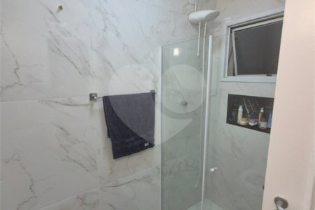 Casa à venda com 3 quartos, sendo 1 suíte, no condomínio Mariana, São Paulo - SP