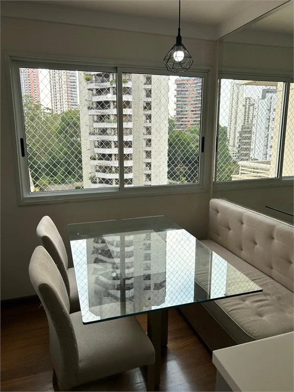 Apartamento à venda com 2 quartos, sendo 1 suíte, em Paraíso do Morumbi, São Paulo, SP
