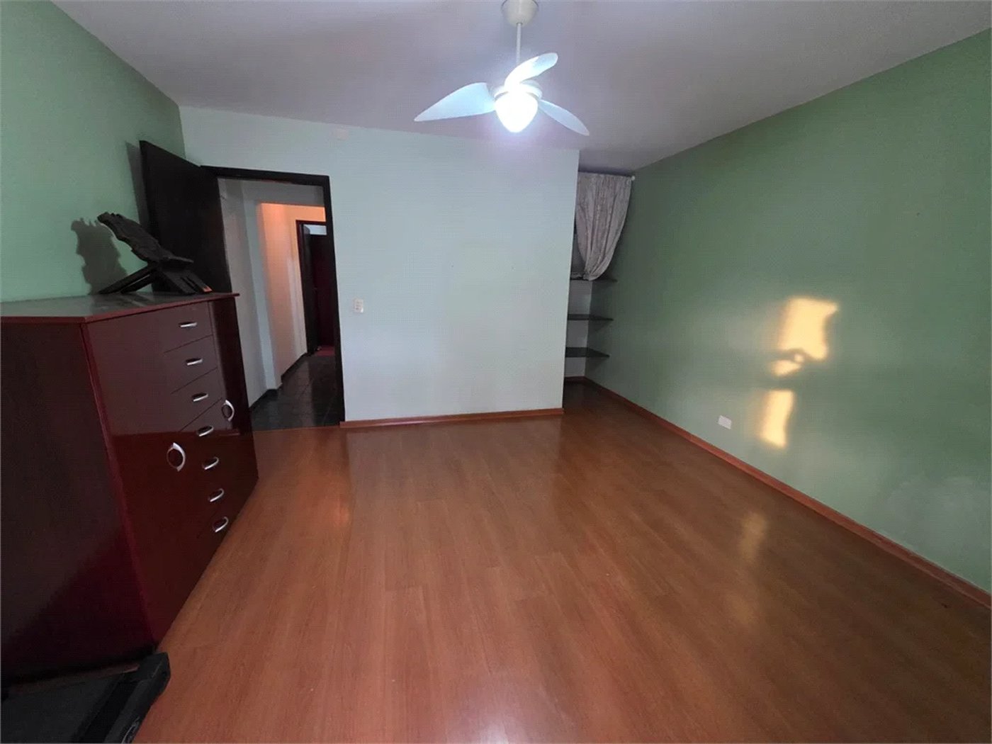 Sobrado à venda com 3 quartos em Rio Pequeno, São Paulo, SP