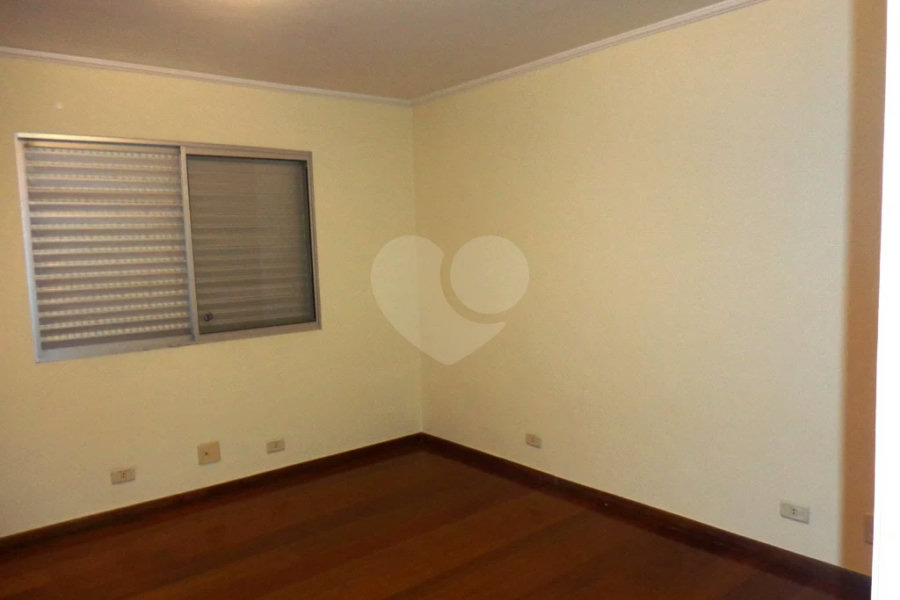 Apartamento à venda com 4 quartos, sendo 1 suíte,  em Santana, São Paulo, SP