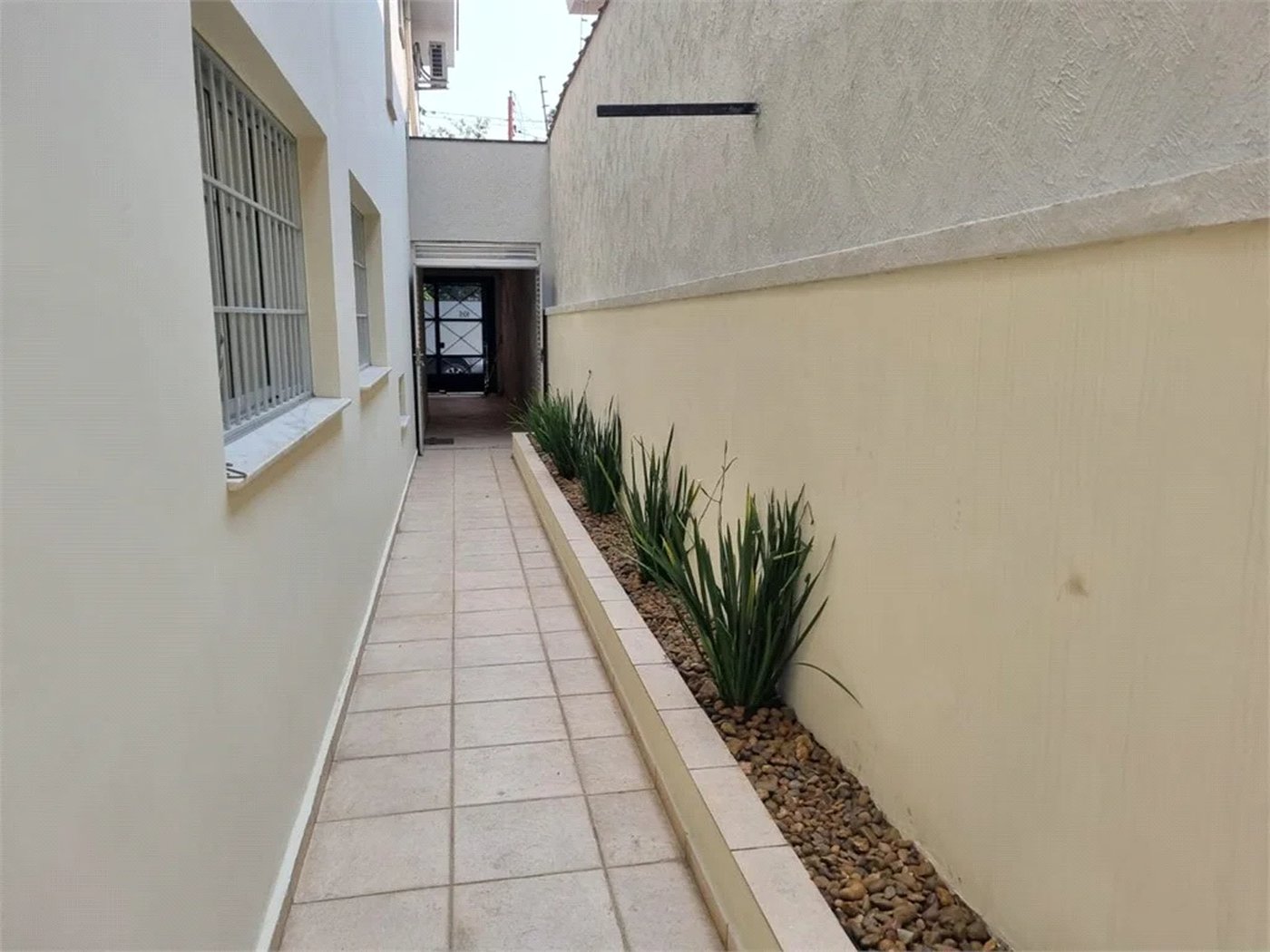Sobrado à venda com 3 quartos, sendo 1 suíte,  em Jardim Bonfiglioli, São Paulo, SP