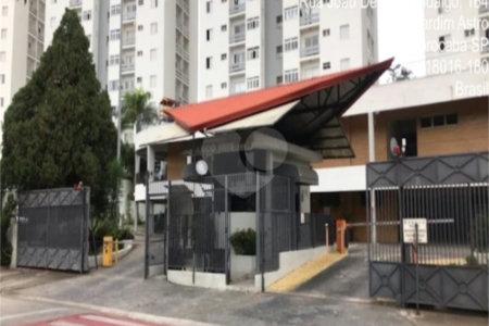 Apartamento à venda com 2 quartos em Parque Três Meninos, Sorocaba, SP