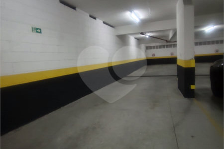 Apartamento à venda com 4 quartos, sendo 3 suítes, em Aclimação, São Paulo, SP