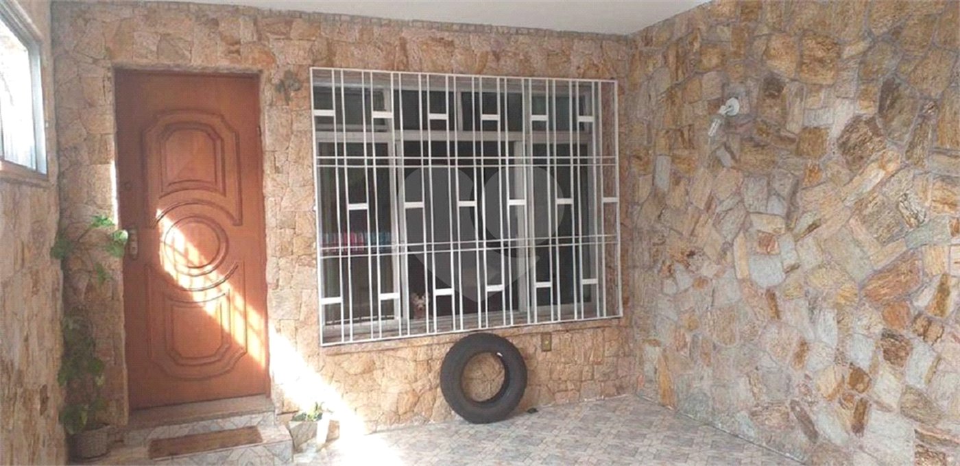 Sobrado à venda com 3 quartos em Água Fria, São Paulo, SP