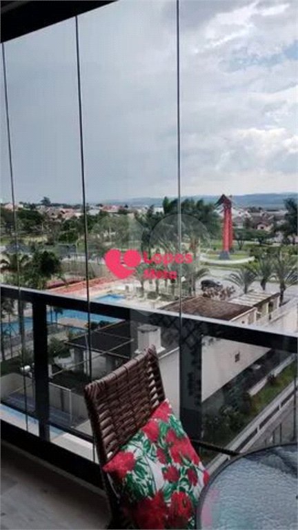 Apartamento à venda com 4 quartos, sendo 1 suíte,  em Parque Residencial Aquarius, São José dos Campos, SP