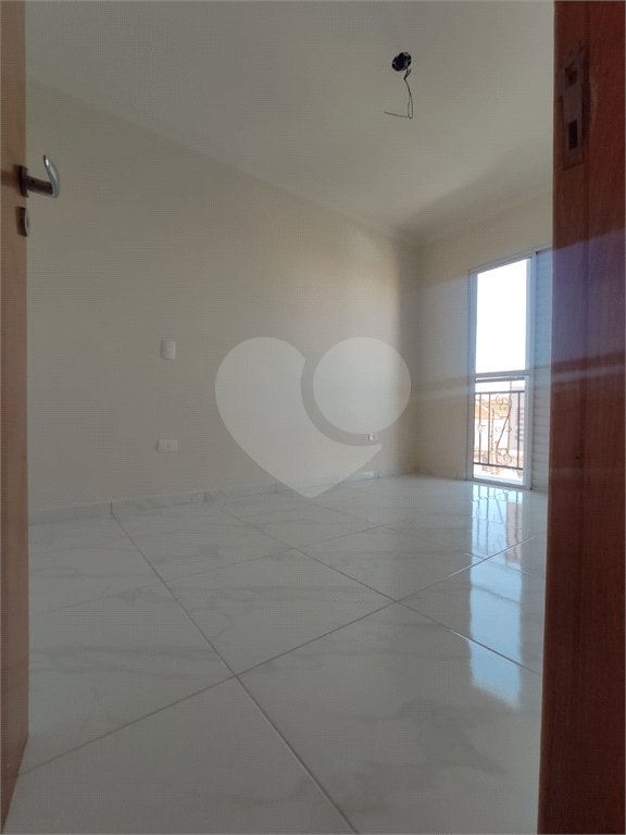 Casa à venda com 2 quartos no condomínio Ari Gomes, São Paulo - SP