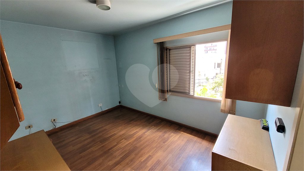 Apartamento à venda com 2 quartos, sendo 1 suíte,  em Vila Mariana, São Paulo, SP