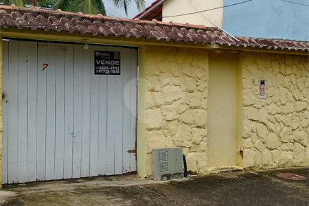 Casa à venda com 3 quartos, sendo 1 suíte, em Sepetiba, Rio de Janeiro, RJ