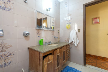 Sobrado à venda com 3 quartos em Vila Sônia, São Paulo, SP