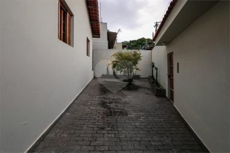 Casa Térrea à venda com 3 suítes em Jardim Petrópolis, São Paulo, SP