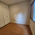 Apartamento à venda com 4 quartos, sendo 1 suíte,  em Pinheiros, São Paulo, SP